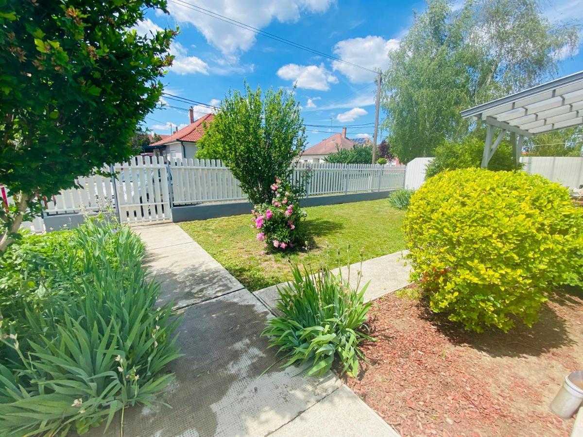 Pandora Pool Apartman Hajdúszoboszló Exteriér fotografie